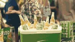 怎么看百威是不是假酒,百威啤酒假酒和真酒怎么区别