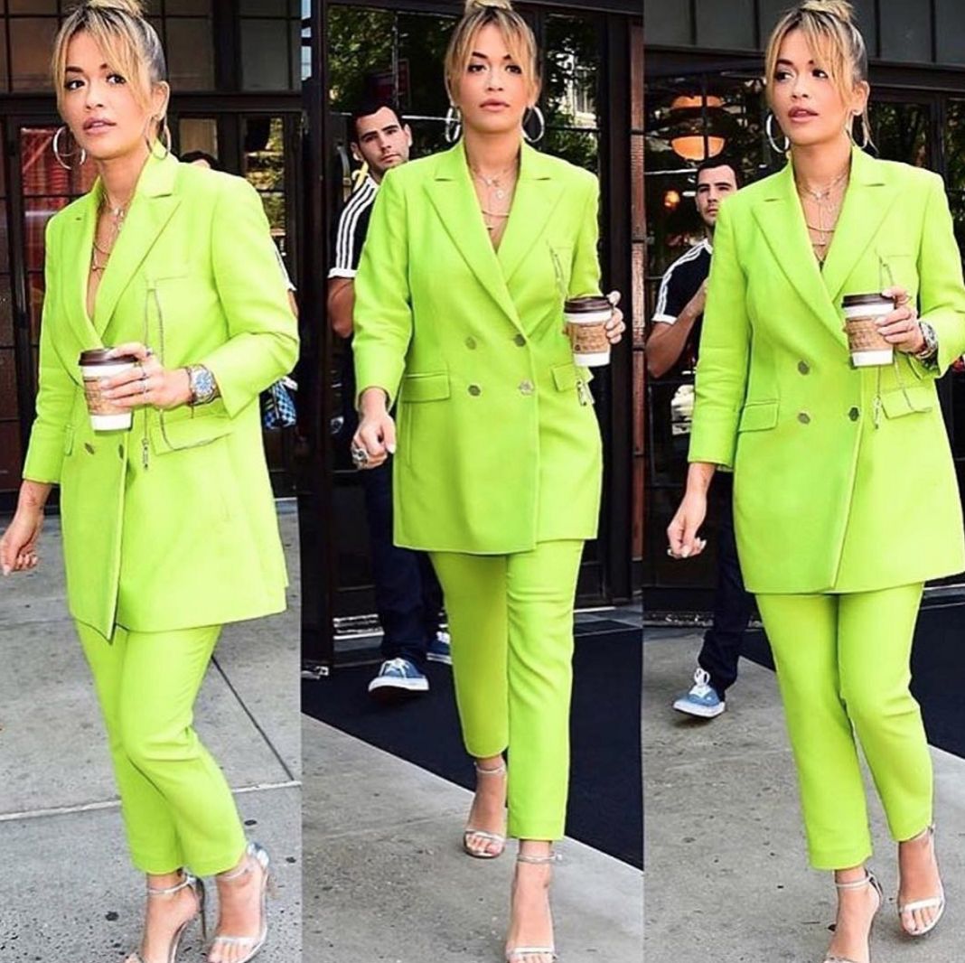 崇尚自由的RitaOra,百变穿衣打破界限