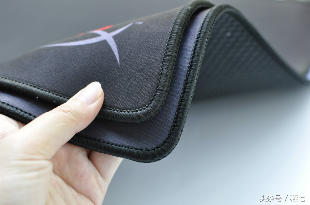 绝地求生虎符鼠标垫测评,金士顿hyperxfurys鼠标垫评测