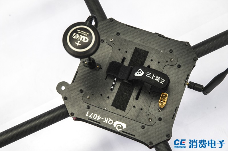 大牌云集！微软全息眼镜、索尼/爱普生智能手表，机器人都来了~