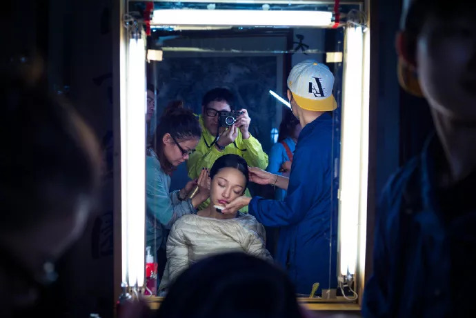 周迅最近老了多少,周迅也老了