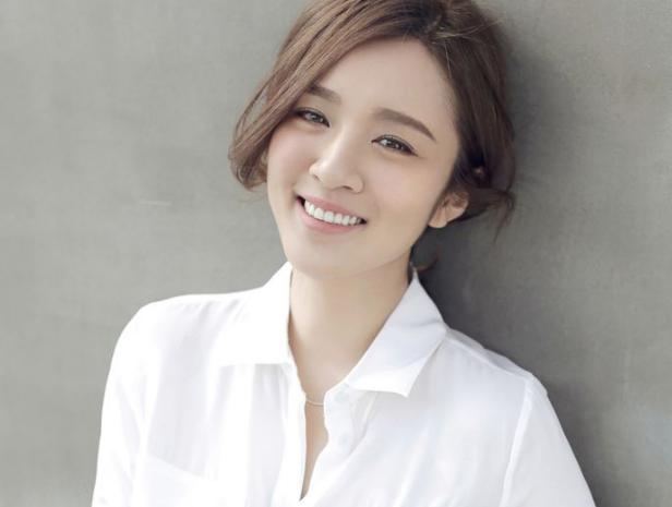 郑恺新恋情曝光,郑恺恋情经历