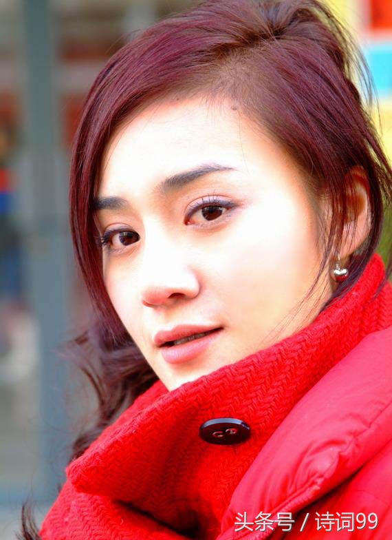 赞女朋友的漂亮句子,赞美女人漂亮唯美句子