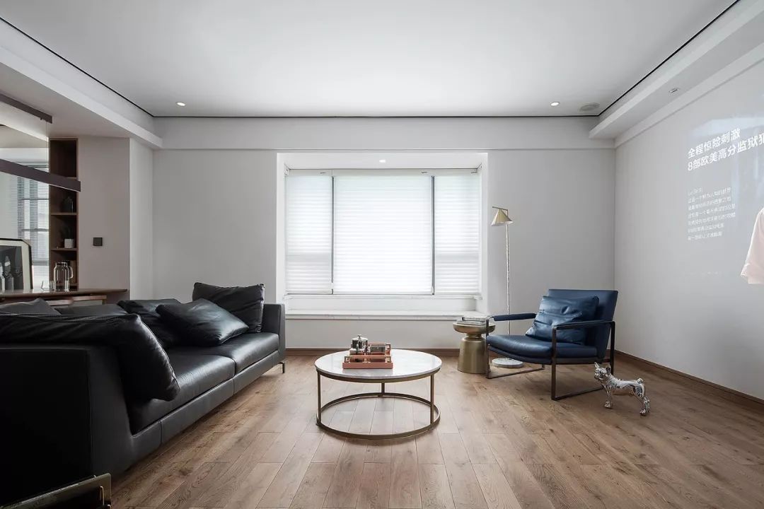 100平米电视墙现代简约风格效果图,好看的投影电视墙