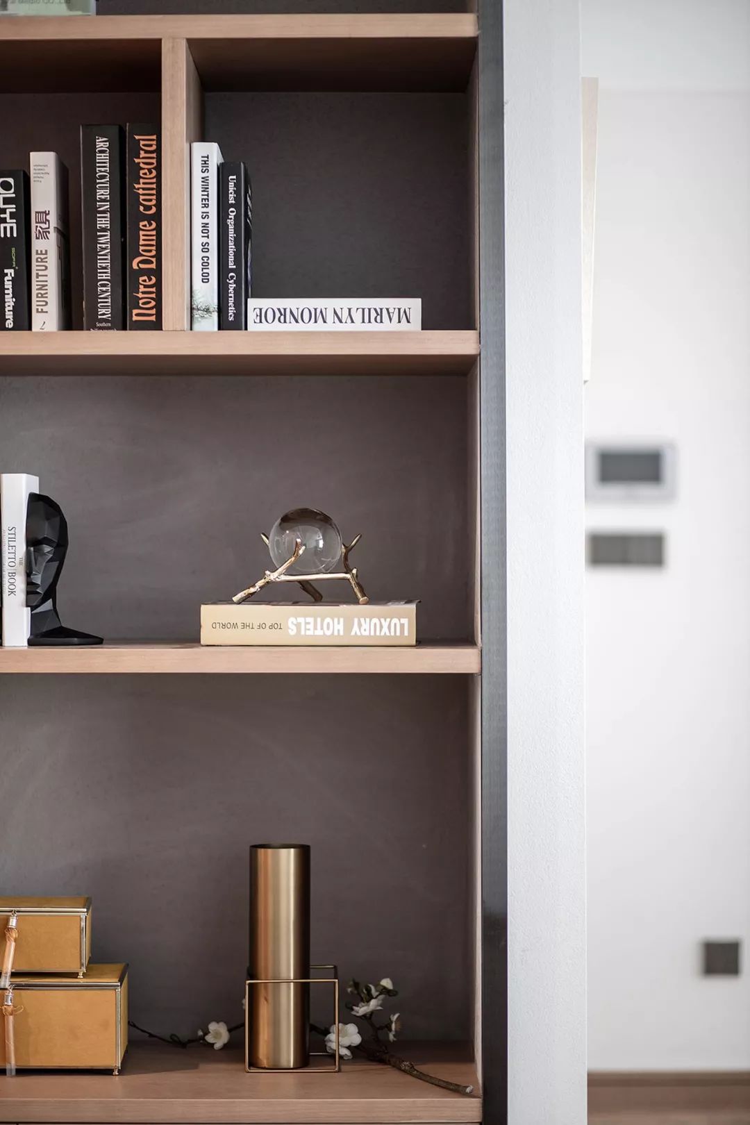 100平米电视墙现代简约风格效果图,好看的投影电视墙