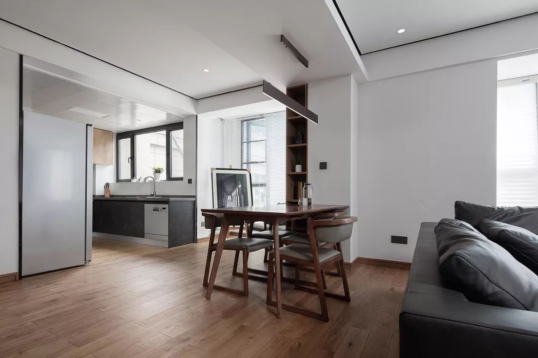 100平米电视墙现代简约风格效果图,好看的投影电视墙