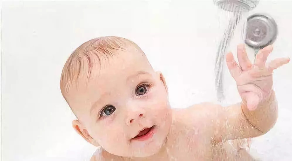 女童妇科病事件,2岁女童和妈妈洗澡后感染妇科病