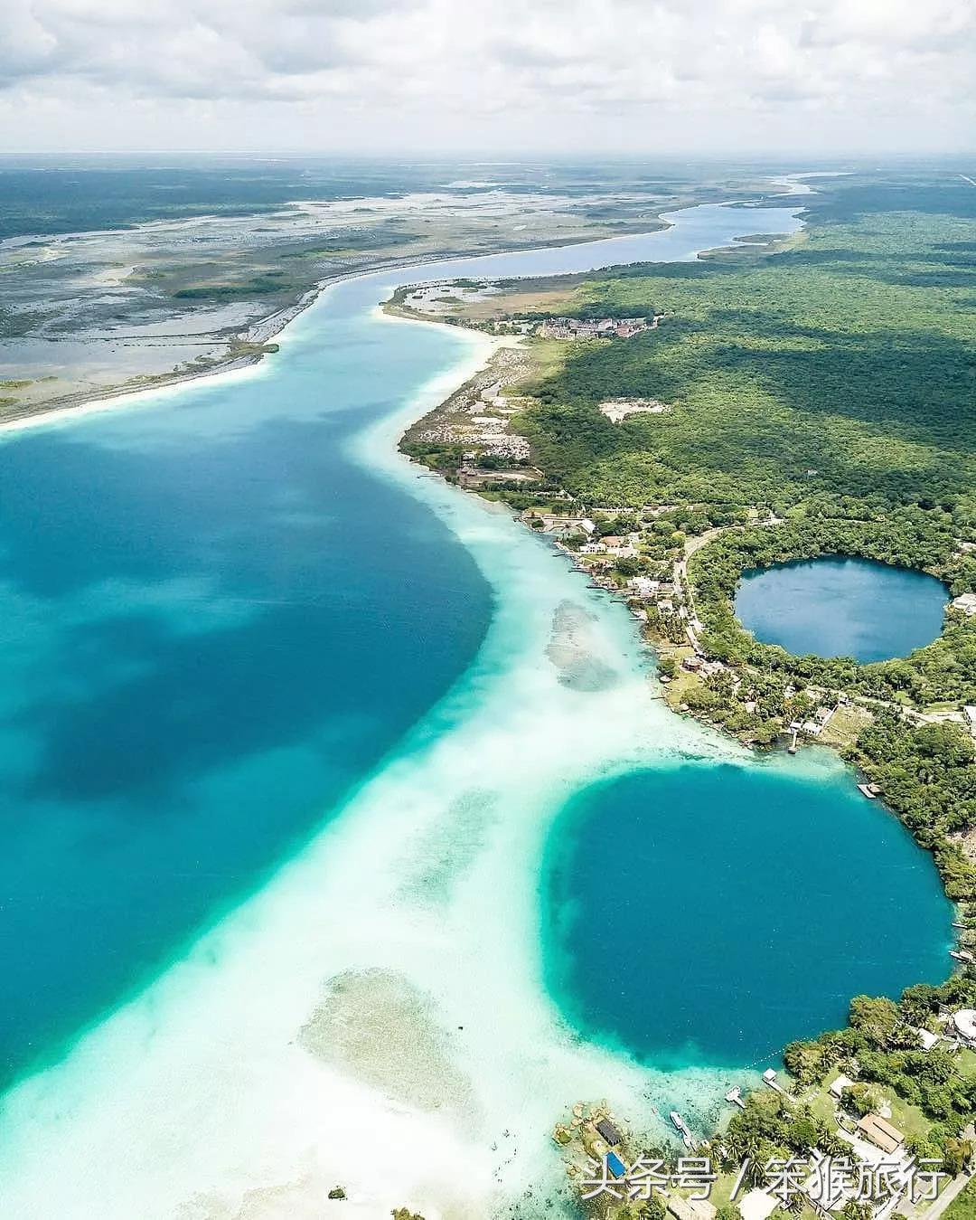 发现了长得像图卢姆的准网红小镇，人均500住进加勒比海景别墅