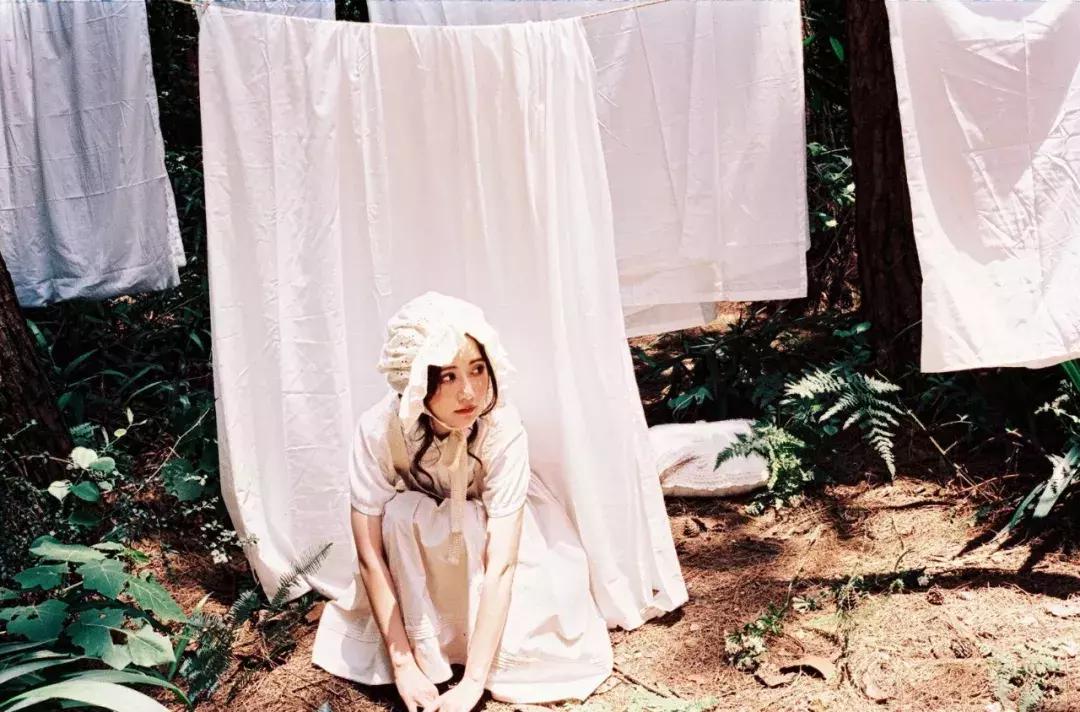 害怕镜头,害怕直视镜头