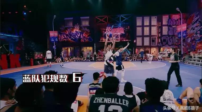 为什么李易峰话题度那么高,李易峰和粉丝相爱相杀的瞬间