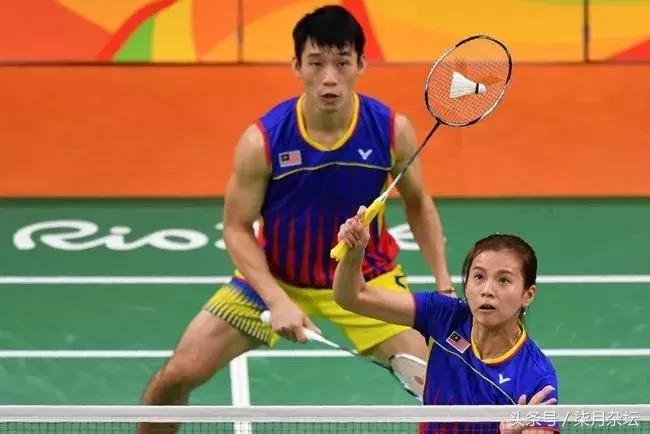 简单易学的羽毛球小技巧,初学入门乒乓球拍