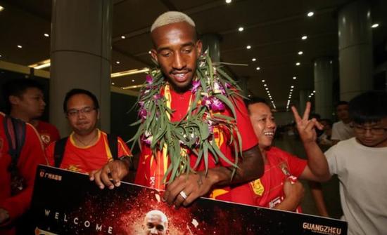 塔利斯卡故事背景,塔利斯卡的童年故事