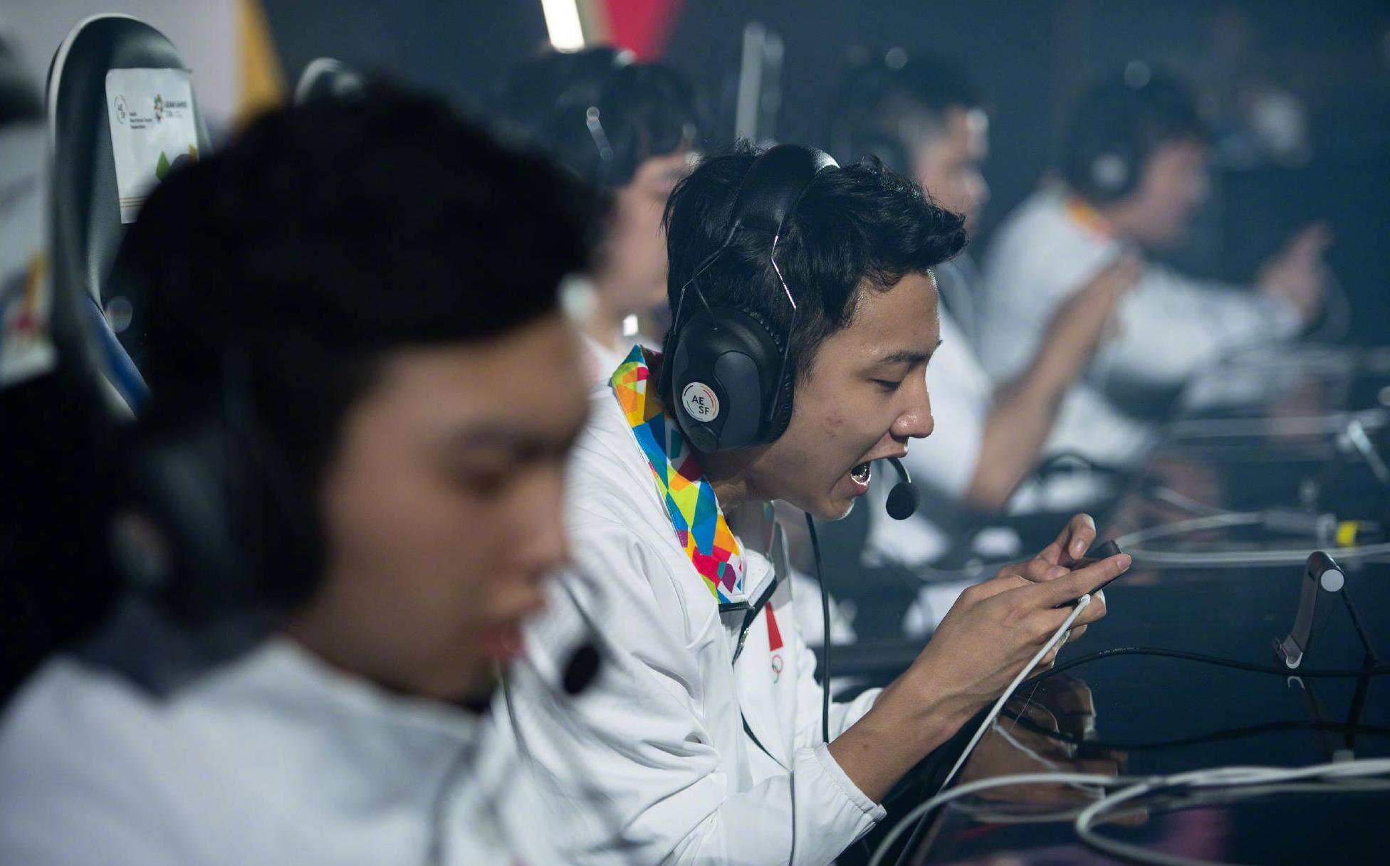 四战全胜!王者代表队夺得首枚亚运会金牌!触手Alan、Ku为国争光