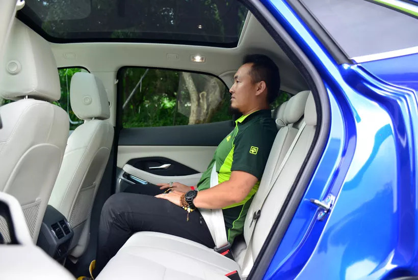 试驾捷豹suv全新2021款捷豹e-pace,捷豹e-pace2024曜黑运动版试驾