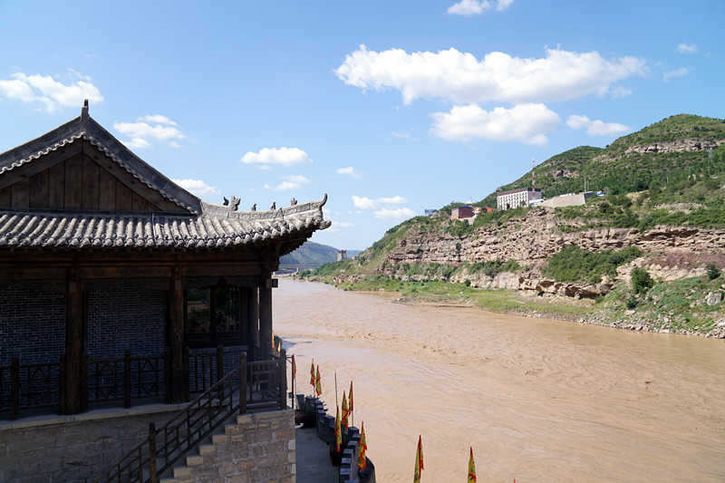 壶口瀑布水底冒烟原因,航拍壶口瀑布水底冒烟