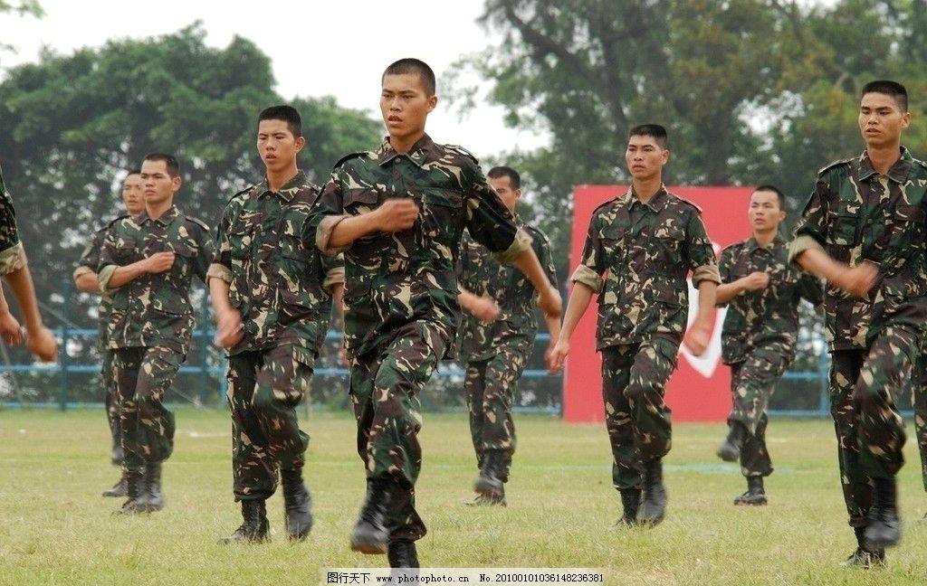 中国军人最真实的照片，父母看到会心疼，网友：国家的骄傲！