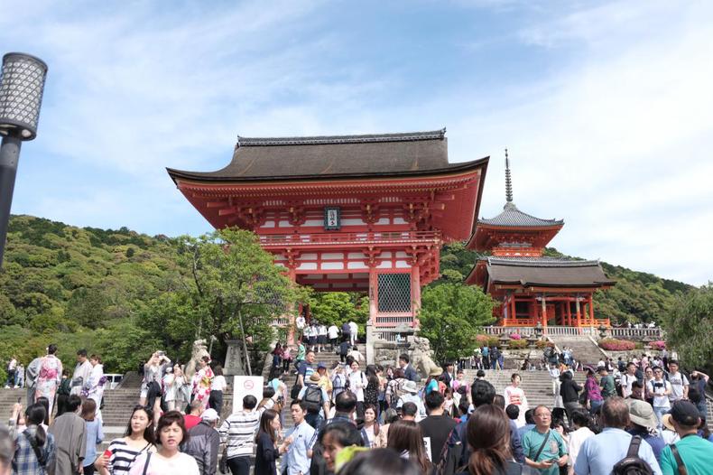 一个自称高达迷的媳妇迷拎包客的日本蜜月之行，幸福满满~