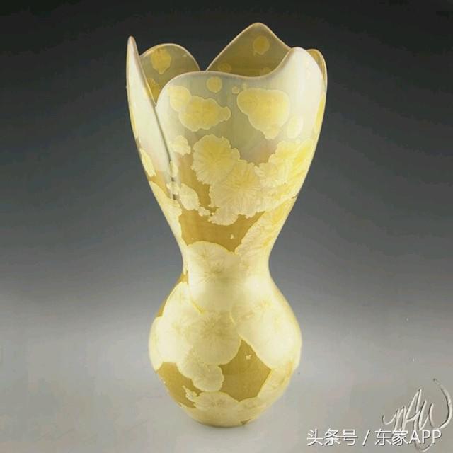 陶瓷表面的釉如何形成,陶瓷蓝黑裂纹是什么釉