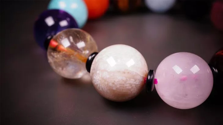 论色彩搭配,串珠色彩搭配高级感