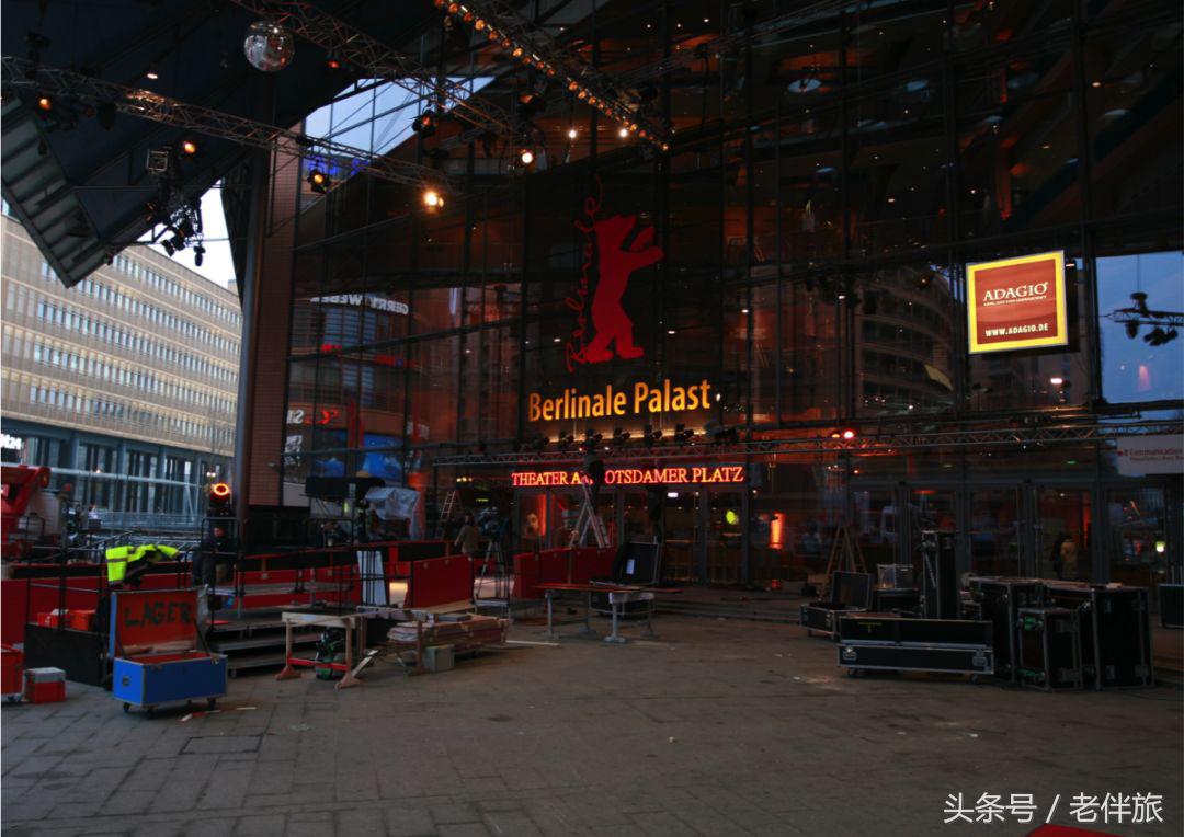 公益、毒枭、足球、电影——“老伴旅”分享“壮游者”四个好故事