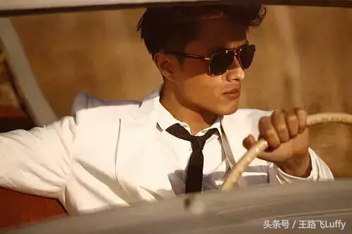 这位真·中国第一男模把普拉达当山寨品牌