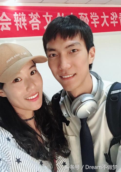 一个既是亚运冠军，又是学霸的帅气小哥哥！