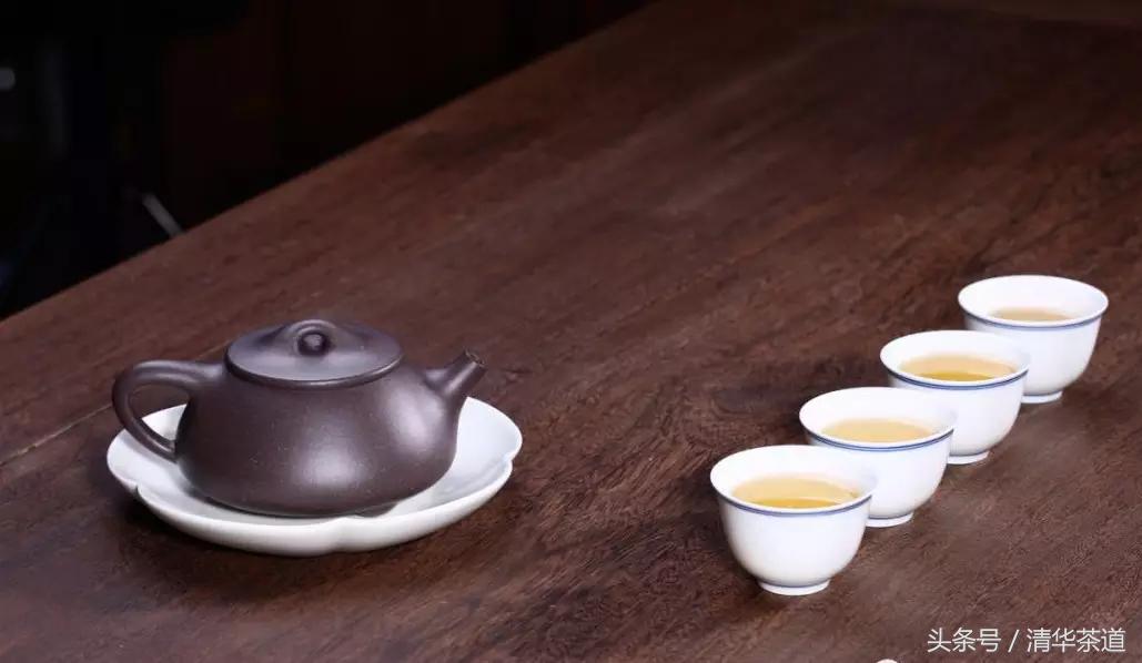 紫砂壶茶友日常泡茶,资深茶友紫砂壶