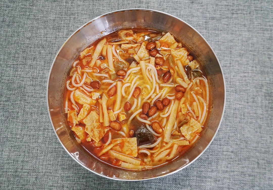 不务正业研究所,哪款螺蛳粉是最好吃的测评