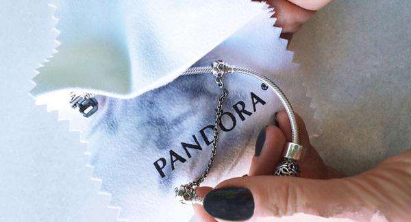 明明可以靠脸吃饭偏偏要靠嘴,明明可以靠脸吃饭偏偏要靠实力