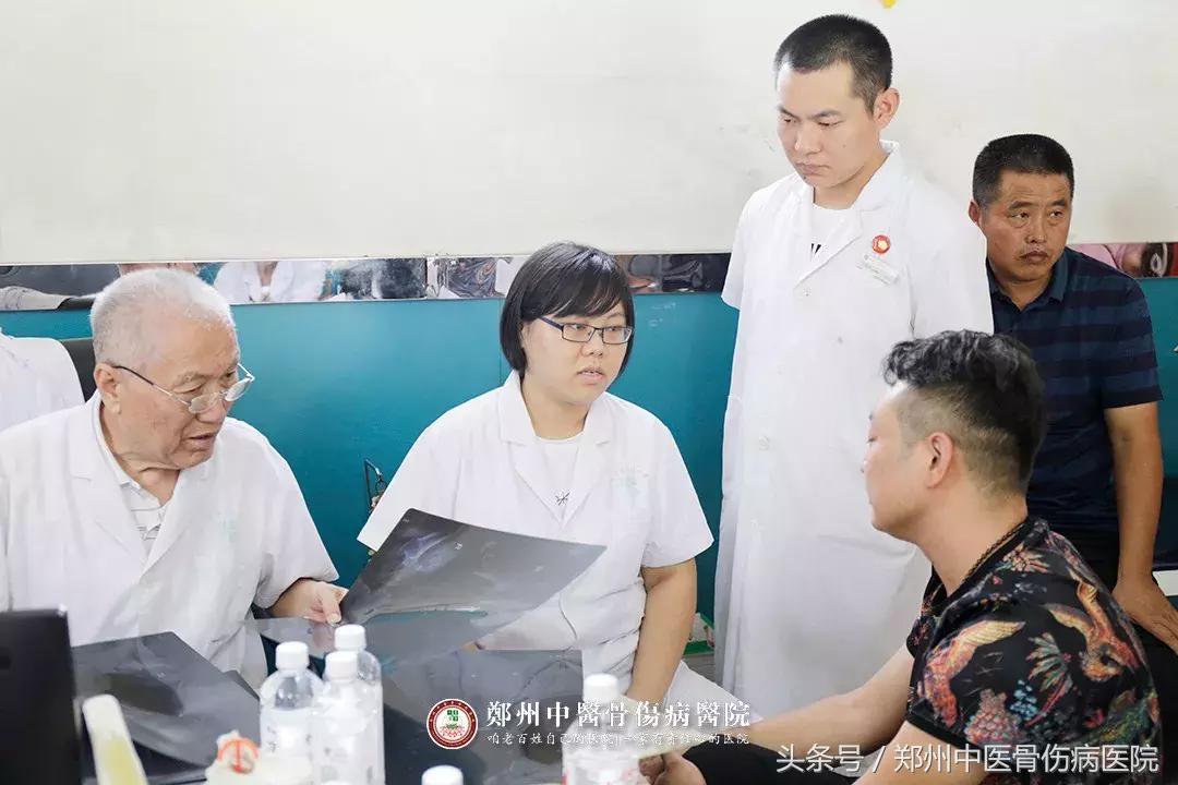 关爱骨病,健康中国行义诊第二十站走进周口仁爱骨科医院