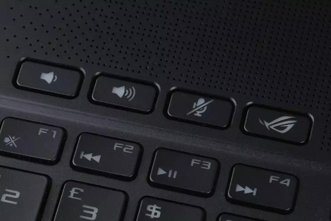 编辑部小强强又想“剁手”买游戏本,但钱包却直接对他说NO!