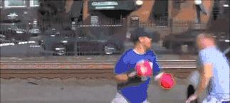 郭德纲回应交大博士夫妻：不要用你的业余爱好，挑战我们的专业！