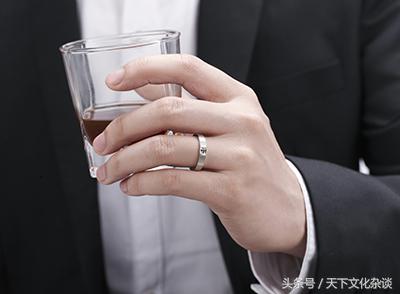 男女戒指的戴法和意义一样吗,男女戒指的戴法和意义十个手指图