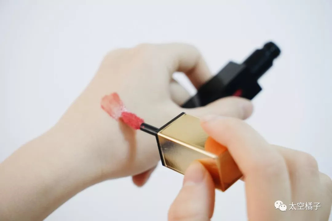 直男在送礼前都做了哪些努力,送人礼物是个技术活