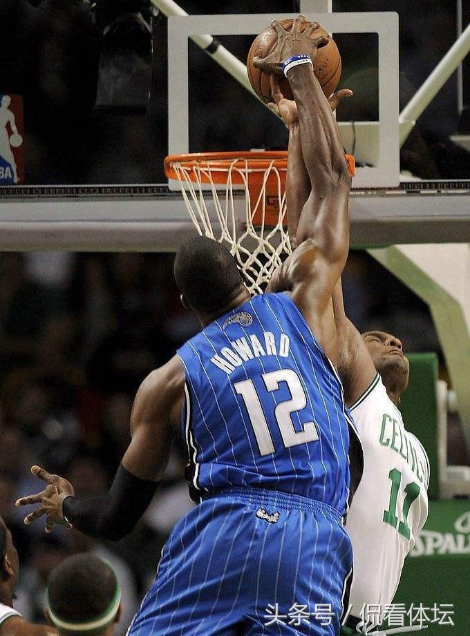 拉塞尔恩比德霍华德唐斯,恩比德戈贝尔唐斯艾顿四大中锋