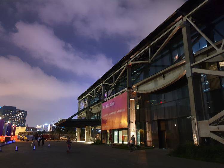 三星GalaxyNote9体验：一次实用优先的「S」升级