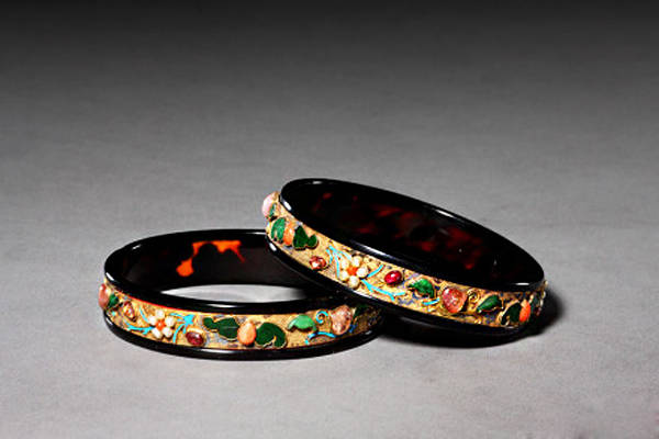 皇家珠宝真金真钻,最奢华的皇家珠宝