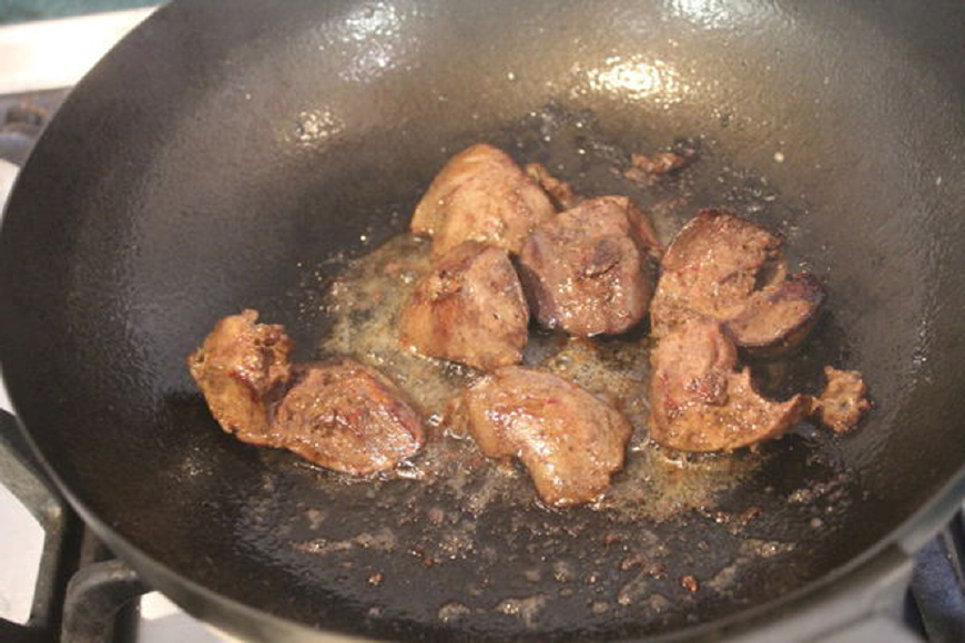 做鸡肝儿的过程,鸡肝怎么吃不腥