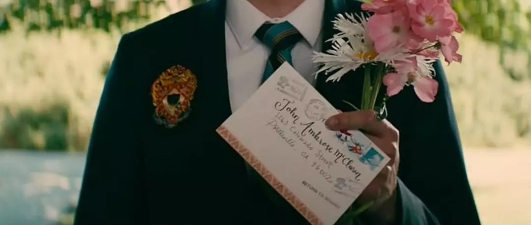 男的，就是一种哪怕喜欢A，真心话大冒险也去亲最好看的女生B的生物