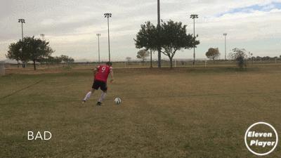 足球10种带球训练方法,足球提高带球变向能力