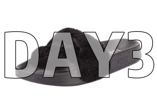 看完员工的鞋子，我哇地一声哭出来