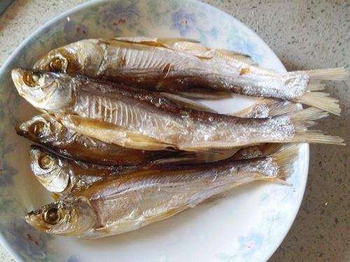 闽南小咸鱼干海鱼,闽南咸鱼干怎么煮好吃窍门