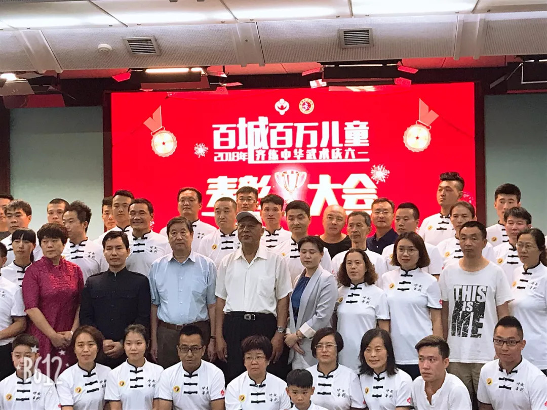 海门体育中心暑假,海门体育中心新消息