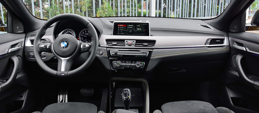 宝马x2试驾车真实感受,试驾bmw2系双门硬顶