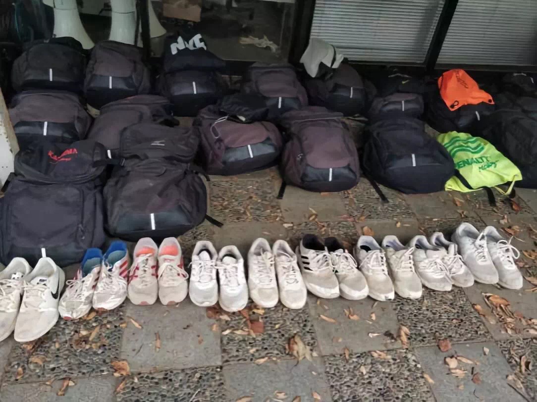 鹿岛鹿角主场气势如虹,鹿岛鹿角主场不敌东京