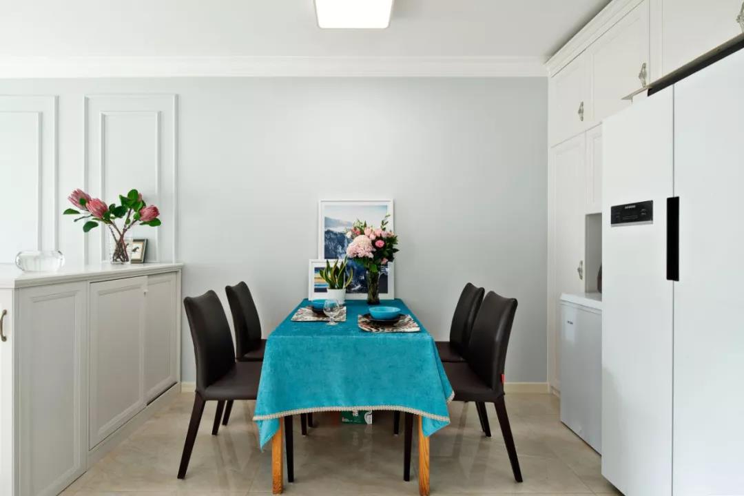 新中式极简轻奢风格10w,90简约轻奢风家具