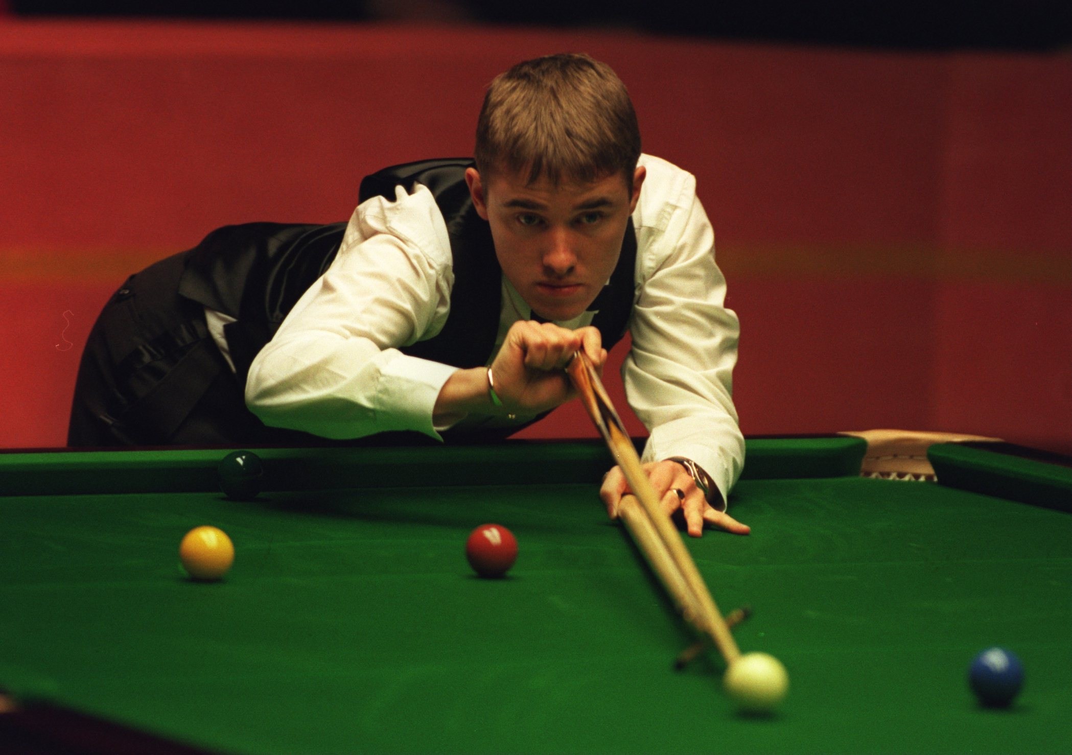 亨德利打出的无解球,亨德利的球杆为什么是弯的