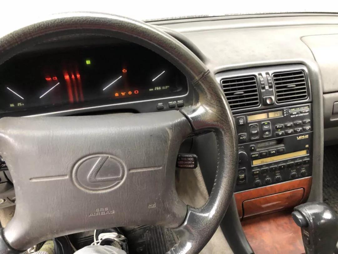 第一代雷克萨斯ls车型,翻新老款雷克萨斯ls400完整版