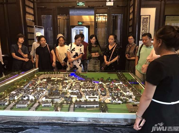 南京主城区PK新城区，你会选哪