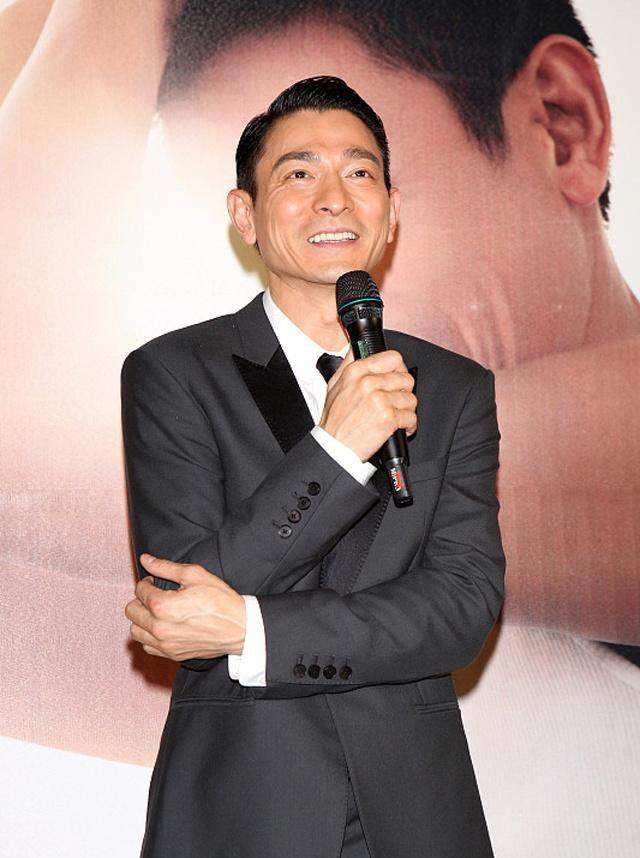 抗日胜利纪念日,盘点那些力怼日本的爱国明星,第一人竟是他?